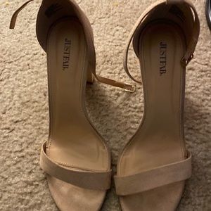 They tan pump worn once  you can wear them on special occasions and event